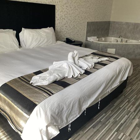 Stars Inn Leduc Eksteriør billede